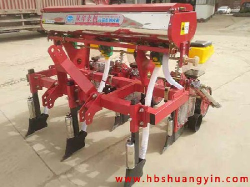 TB型三行玉米播種機
